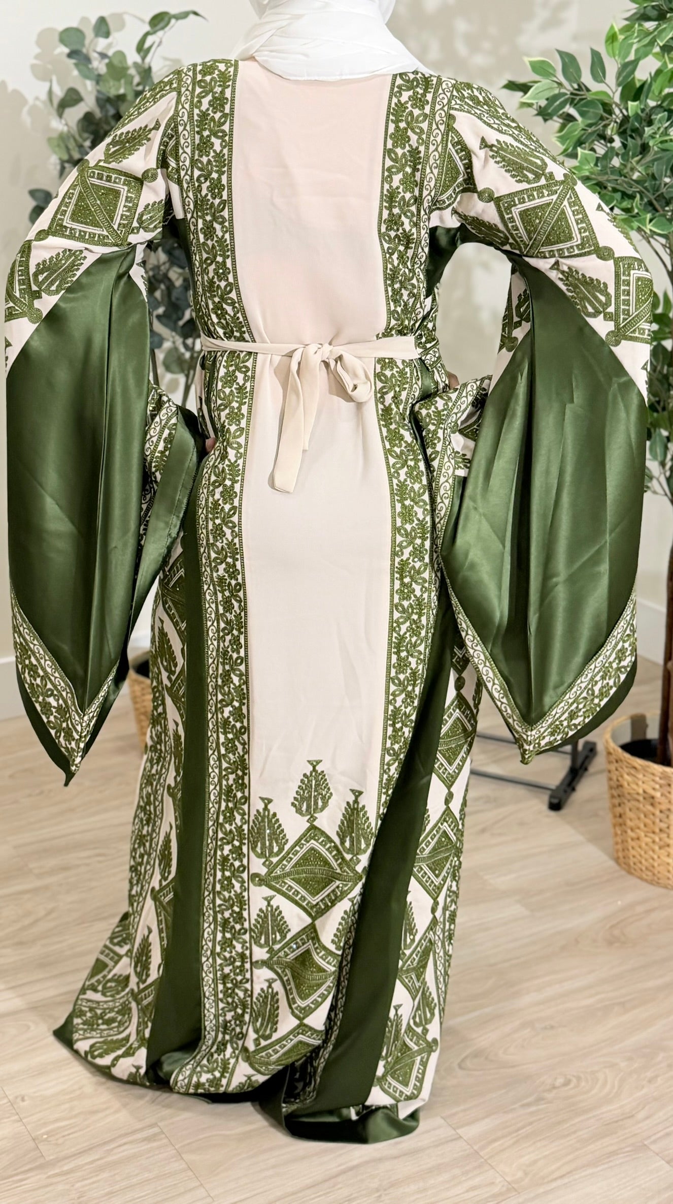 Abaghany Thob